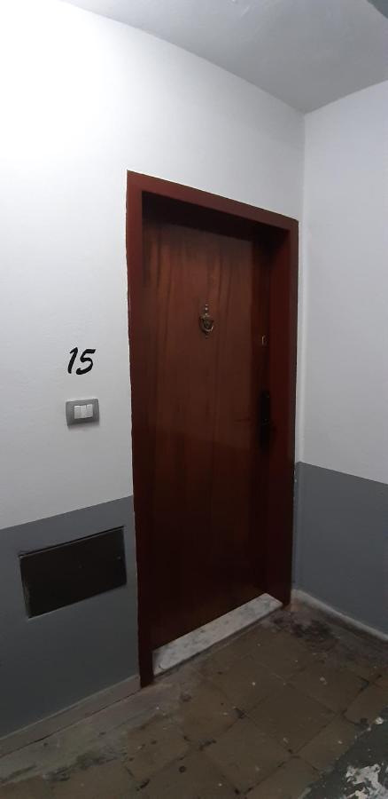 Rondine Studio Apartment تيرانا المظهر الخارجي الصورة