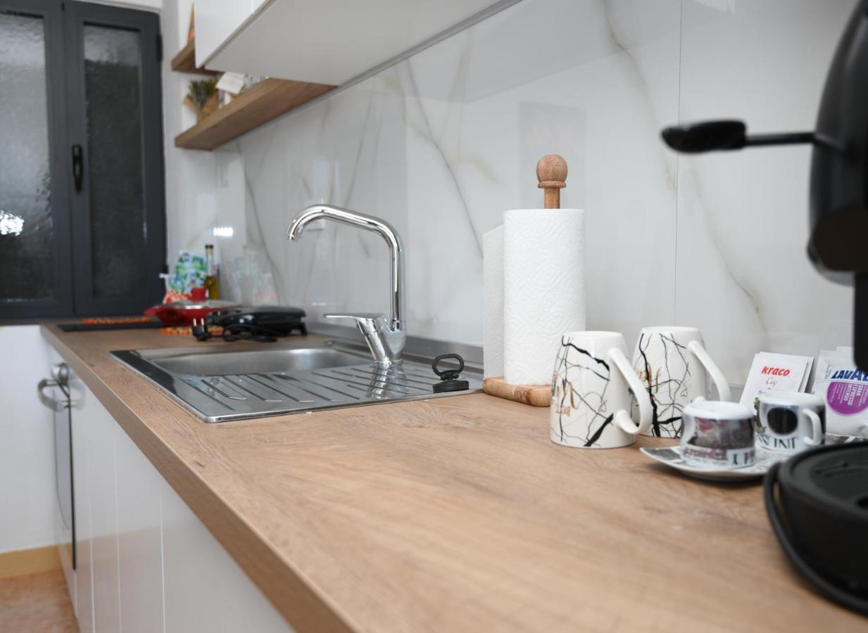 Rondine Studio Apartment تيرانا المظهر الخارجي الصورة