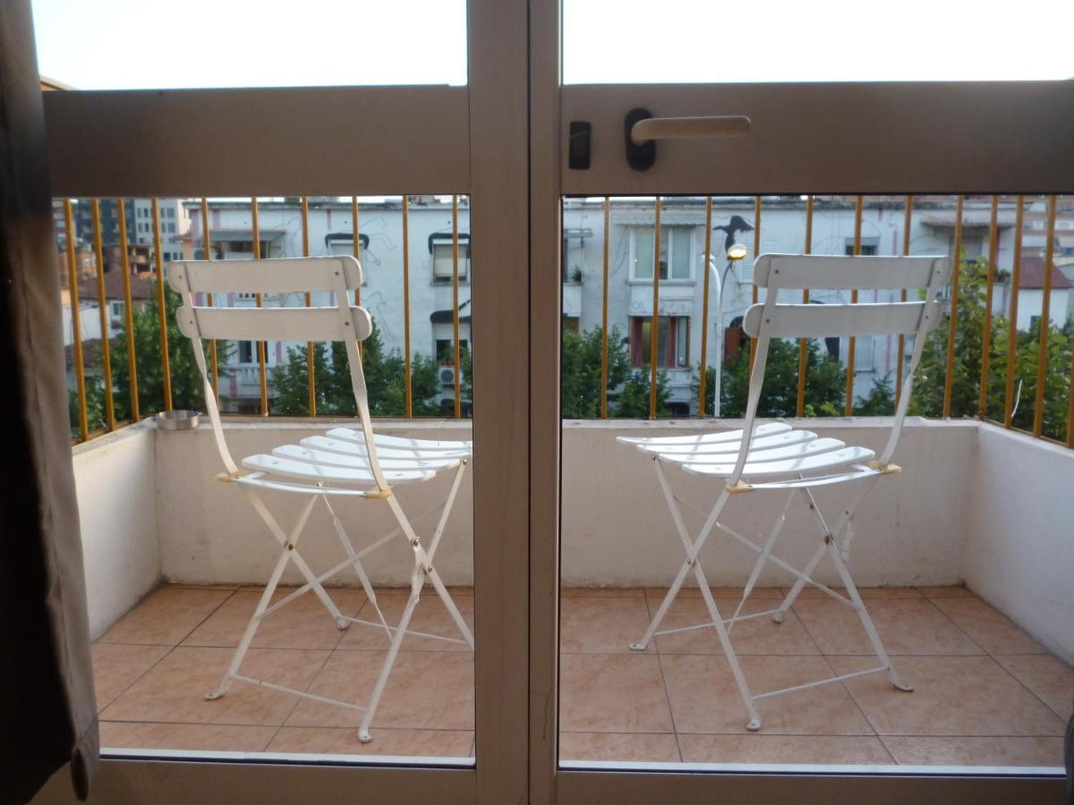 Rondine Studio Apartment تيرانا المظهر الخارجي الصورة