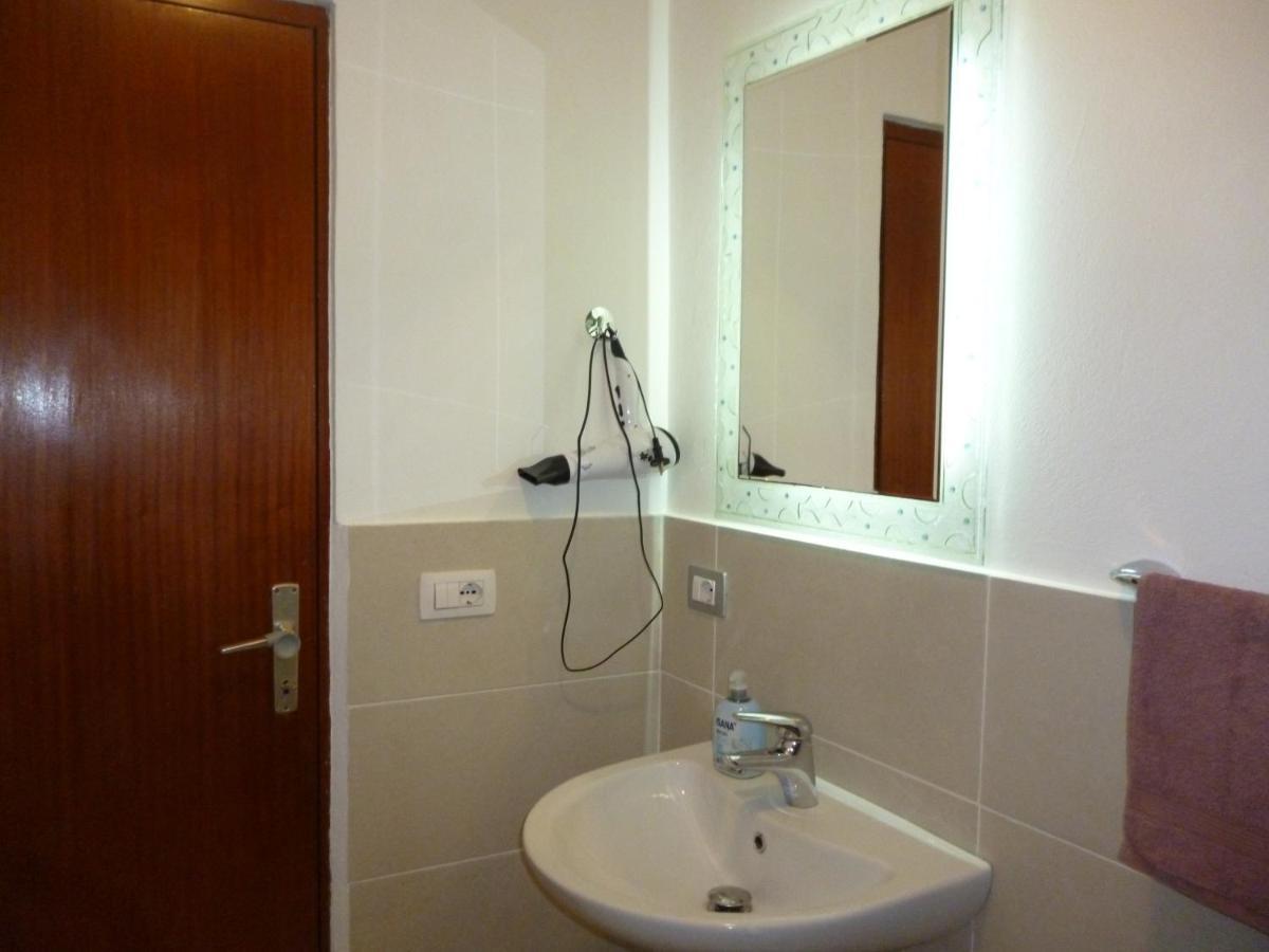Rondine Studio Apartment تيرانا المظهر الخارجي الصورة